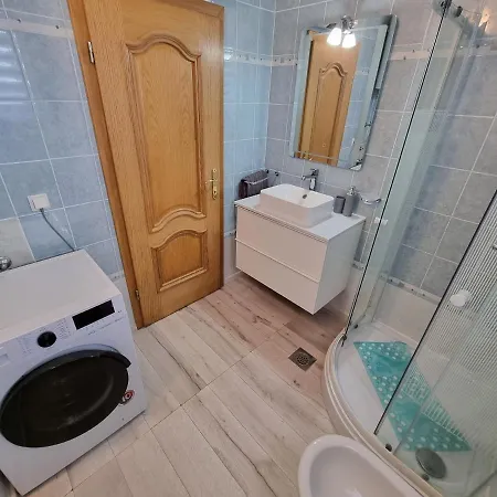 Rigo House With Private Pool, Jacuzzi And Sauna Case de vacanță Jadranovo