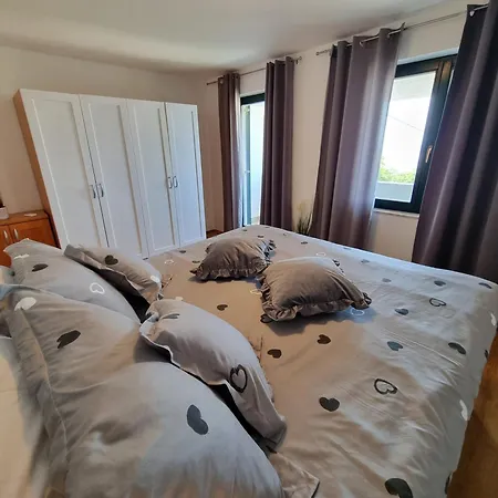 Rigo House With Private Pool, Jacuzzi And Sauna