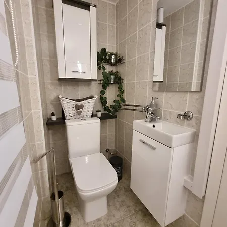 Rigo House With Private Pool, Jacuzzi And Sauna *