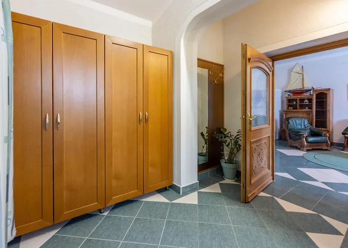 Rigo House With Private Pool, Jacuzzi And Sauna