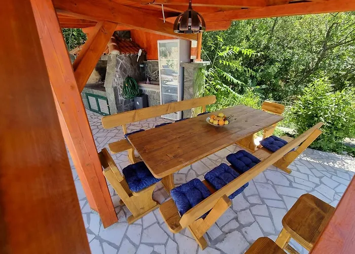 Rigo House With Private Pool, Jacuzzi And Sauna