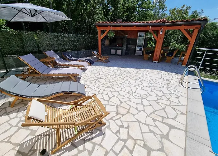 Vikendica Rigo House With Private Pool, Jacuzzi And Sauna Jadranovo