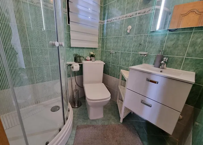 Rigo House With Private Pool, Jacuzzi And Sauna Vakantiehuis