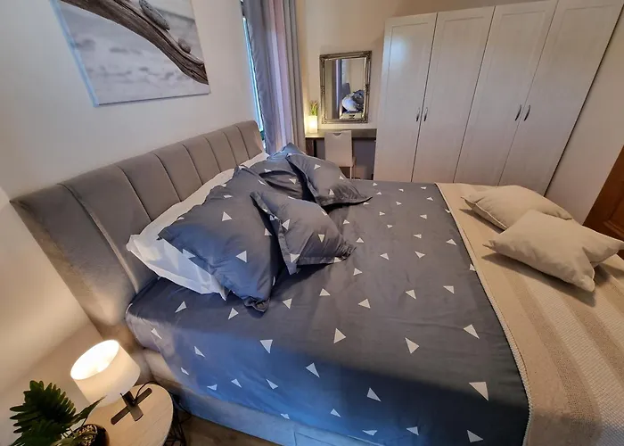 Rigo House With Private Pool, Jacuzzi And Sauna Vakantiehuis *
