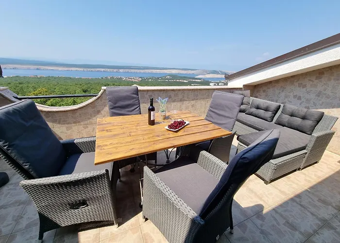 Rigo House With Private Pool, Jacuzzi And Sauna Vakantiehuis Jadranovo