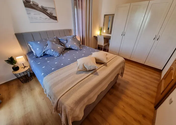 Rigo House With Private Pool, Jacuzzi And Sauna