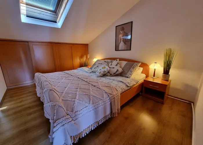 Rigo House With Private Pool, Jacuzzi And Sauna Jadranovo