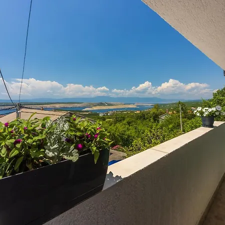 House With Private Pool And Sauna Holiday home