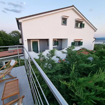 House With Private Pool And Sauna Holiday home